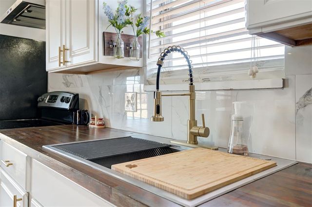 743 W Juniper Drive, Mustang, OK 73064