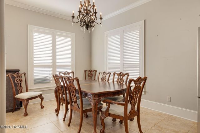 221 Ardenwood Drive, Lafayette, LA 70508