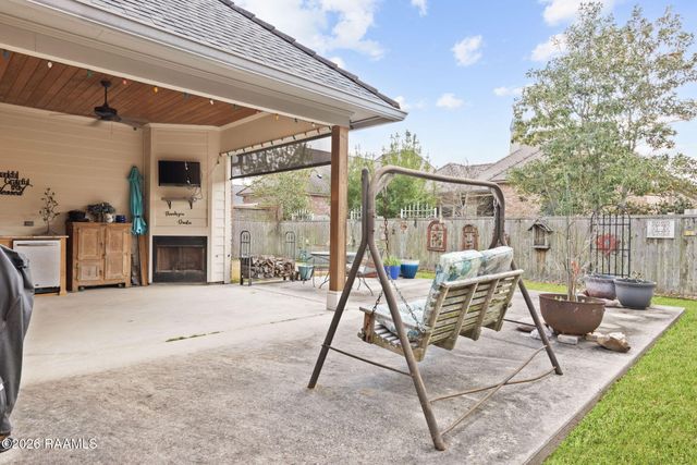 221 Ardenwood Drive, Lafayette, LA 70508