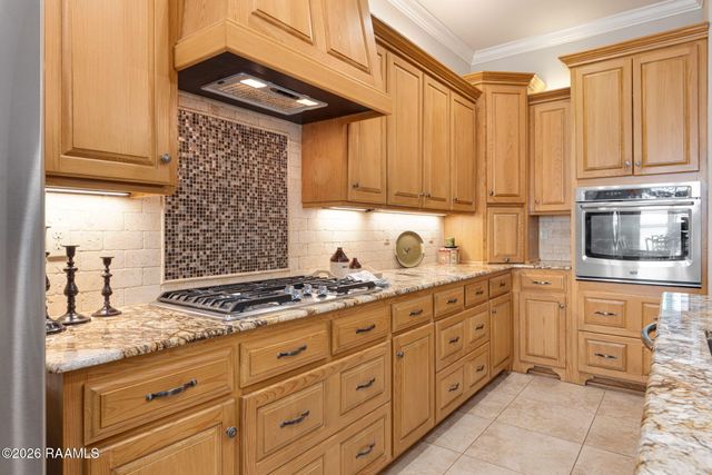 221 Ardenwood Drive, Lafayette, LA 70508