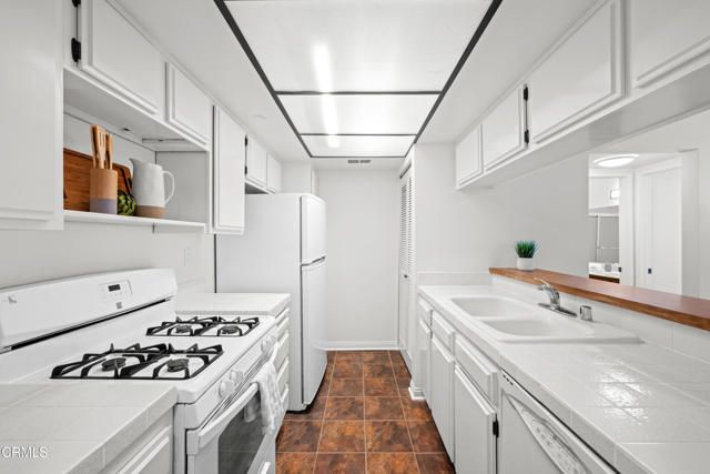 355 S Marengo Avenue 402, Pasadena, CA 91101