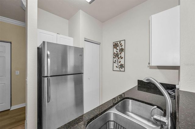 2141 PORTOFINO PLACE 28-281, Palm Harbor, FL 34683