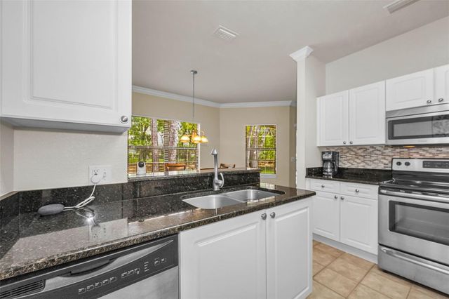 2141 PORTOFINO PLACE 28-281, Palm Harbor, FL 34683