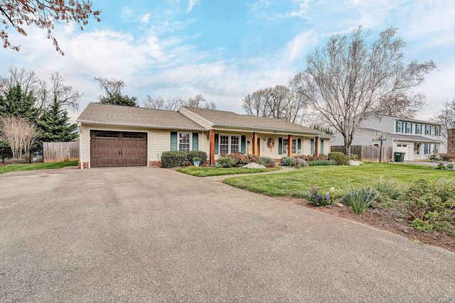 1509 Kingsmill DR, Salem, VA 24153