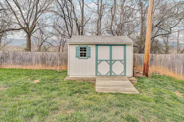 1509 Kingsmill DR, Salem, VA 24153