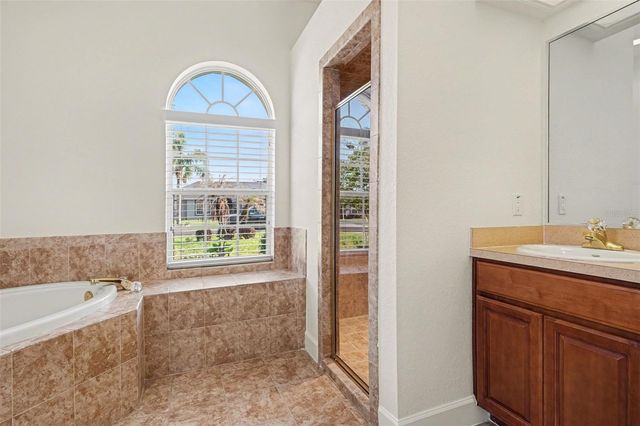 314 TERRANOVA BOULEVARD, Winter Haven, FL 33884