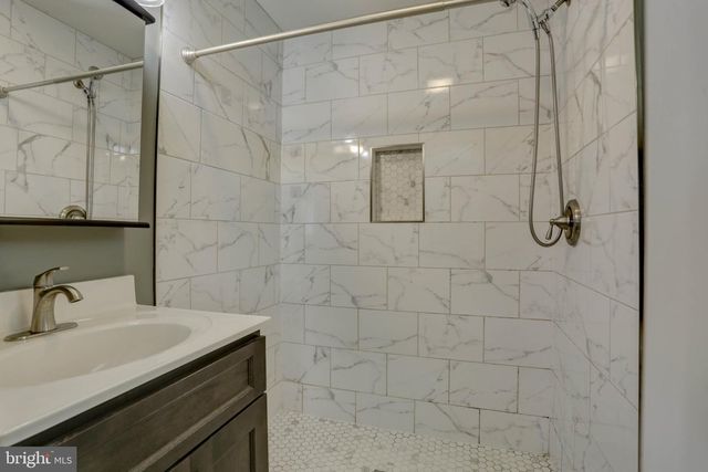 1007 VENICE DR, Silver Spring, MD 20904