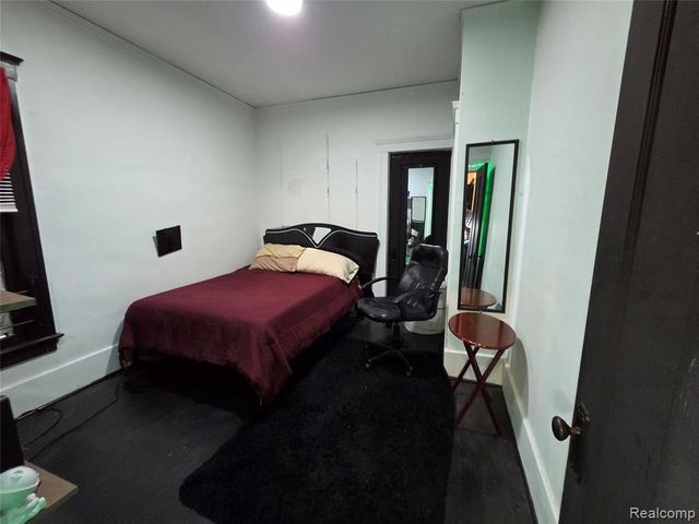 253 Grove Street, Highland Park, MI 48203