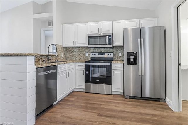2921 2nd AVE SE, Naples, FL 34117