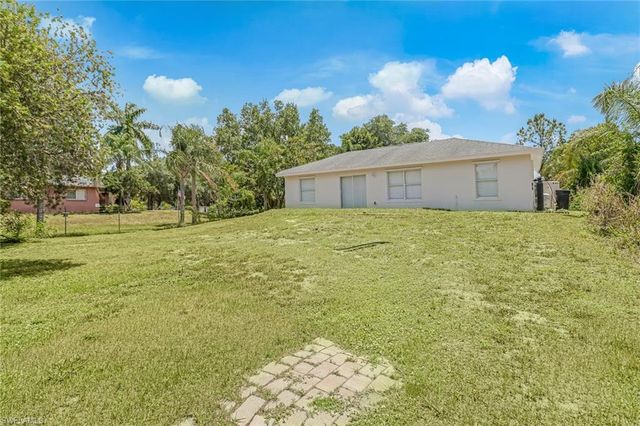2921 2nd AVE SE, Naples, FL 34117