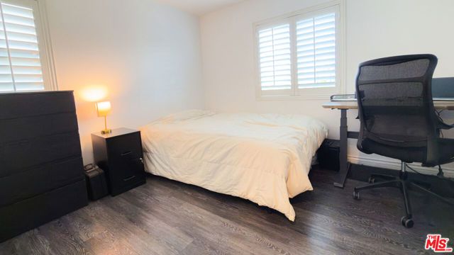 9135 S Cullen Way, Inglewood, CA 90305