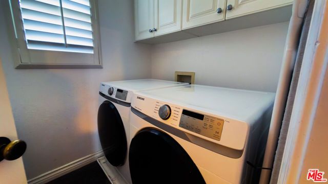 9135 S Cullen Way, Inglewood, CA 90305