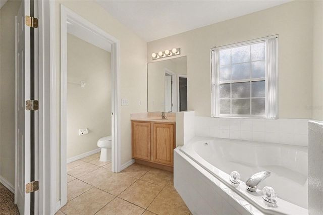 8520 LA ISLA DRIVE, Kissimmee, FL 34747