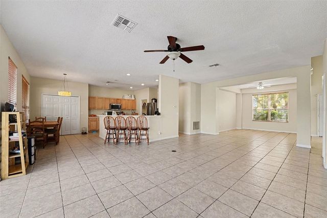 8520 LA ISLA DRIVE, Kissimmee, FL 34747