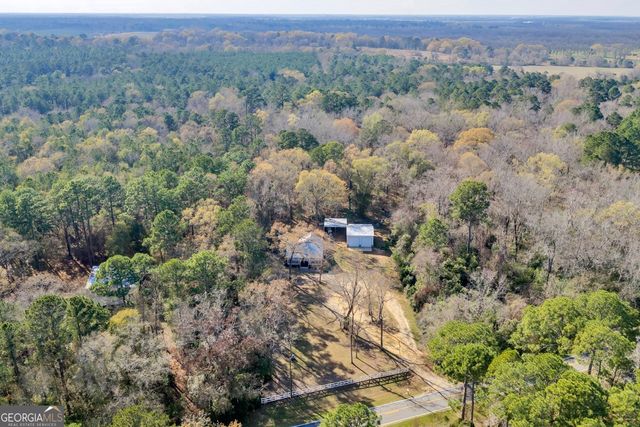418 Flintside Drive, Cobb, GA 31735