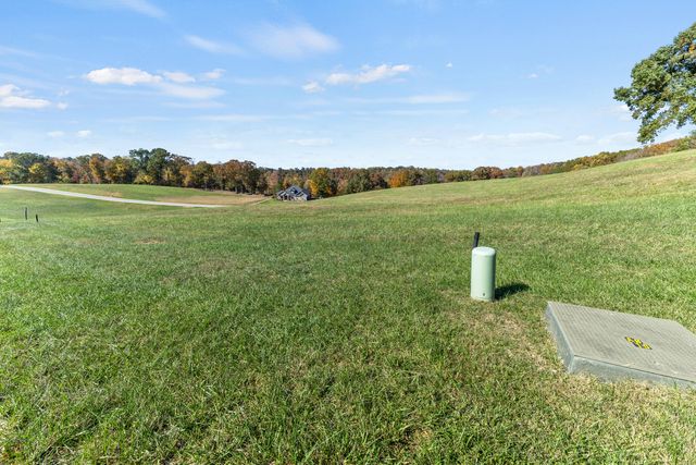 11 Lakemere Drive, Somerset, KY 42503