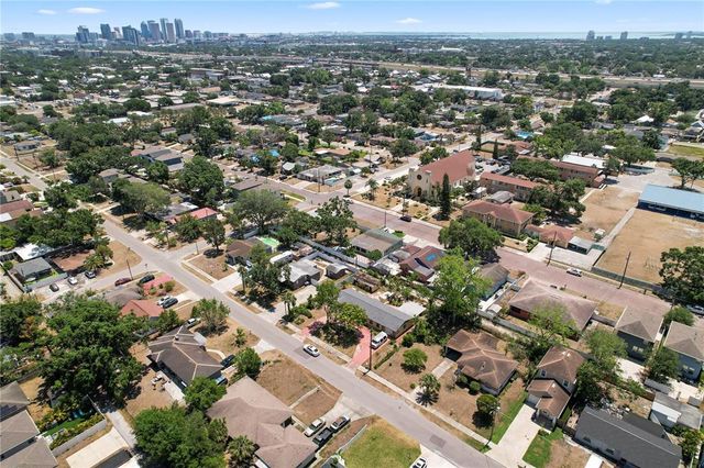 3016 W PALMETTO STREET, Tampa, FL 33607