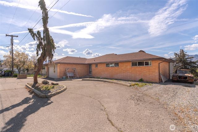 1210 N Ashland Avenue, East Wenatchee, WA 98802