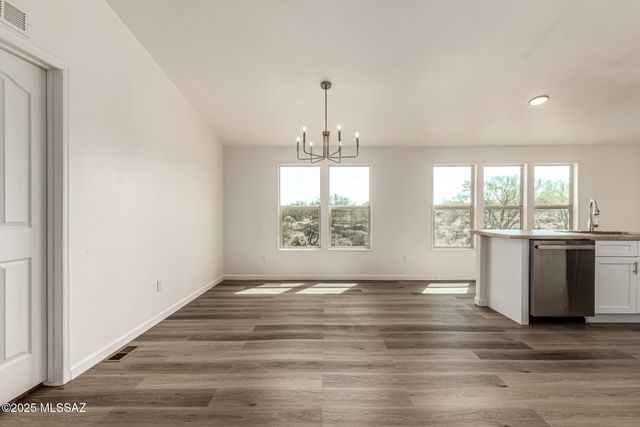 12251 S Wells Fargo Road, Tucson, AZ 85736