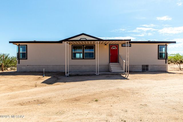 12251 S Wells Fargo Road, Tucson, AZ 85736