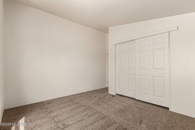 12251 S Wells Fargo Road, Tucson, AZ 85736