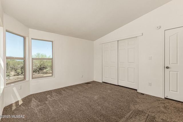 12251 S Wells Fargo Road, Tucson, AZ 85736