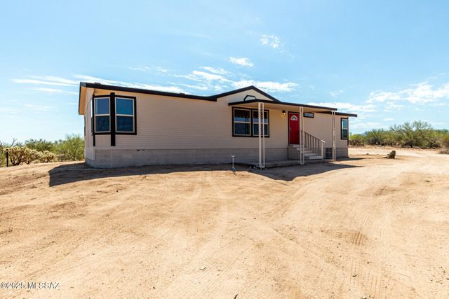 12251 S Wells Fargo Road, Tucson, AZ 85736