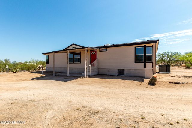 12251 S Wells Fargo Road, Tucson, AZ 85736