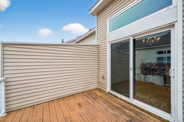 15422 Foster Drive N, Hugo, MN 55038