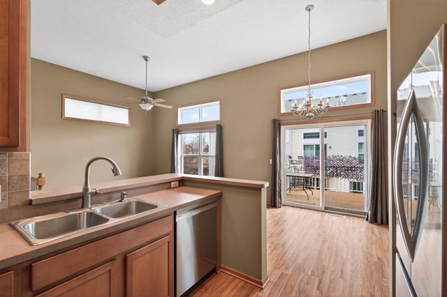 15422 Foster Drive N, Hugo, MN 55038