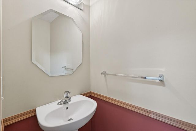 15422 Foster Drive N, Hugo, MN 55038