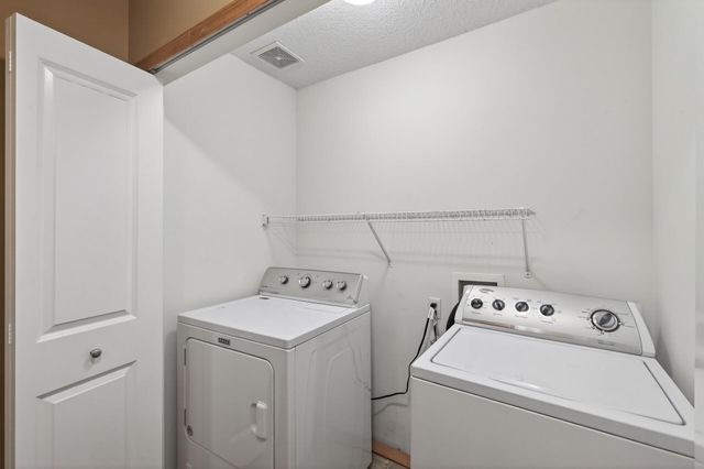 15422 Foster Drive N, Hugo, MN 55038