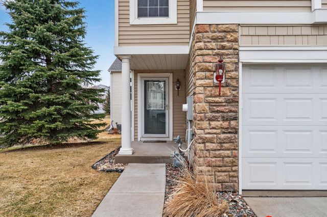 15422 Foster Drive N, Hugo, MN 55038