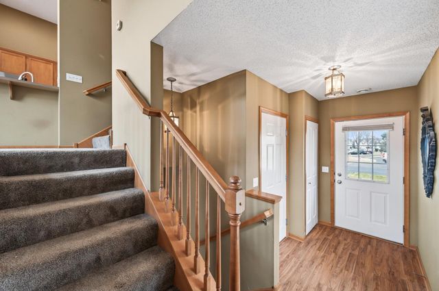 15422 Foster Drive N, Hugo, MN 55038