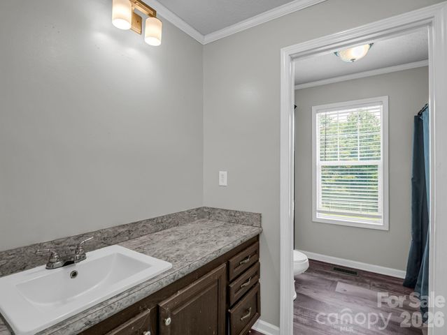 213 Big Oak Road, Hendersonville, NC 28792