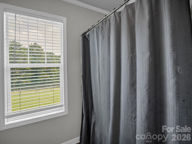 213 Big Oak Road, Hendersonville, NC 28792
