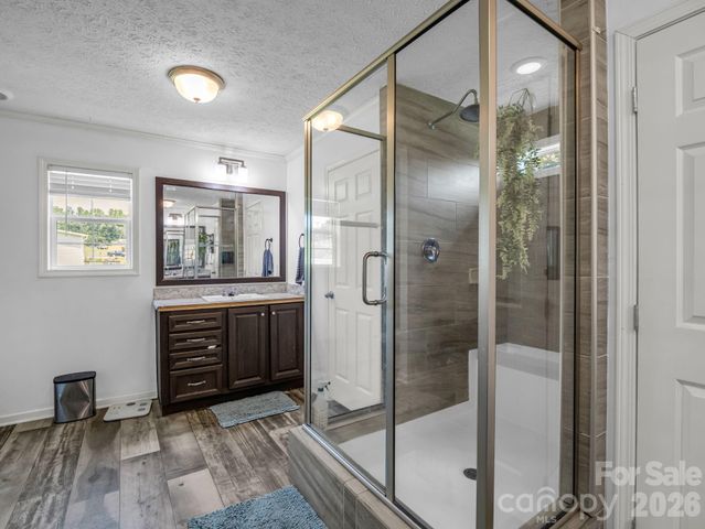 213 Big Oak Road, Hendersonville, NC 28792