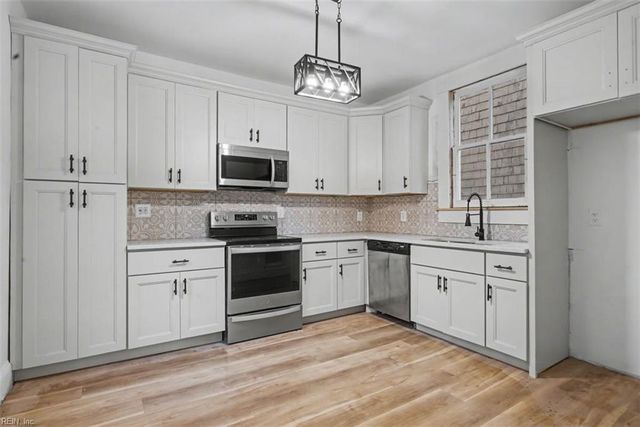 2709 Bayview BLVD, Portsmouth, VA 23703