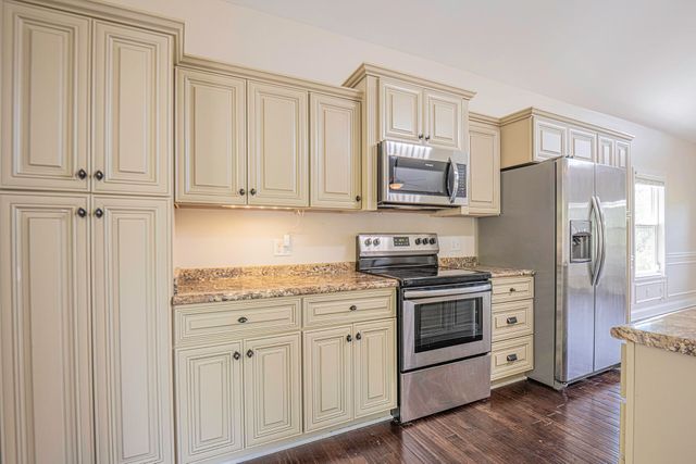 365 Meadowbrook Lane, Trenton, GA 30752