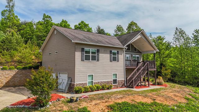 365 Meadowbrook Lane, Trenton, GA 30752