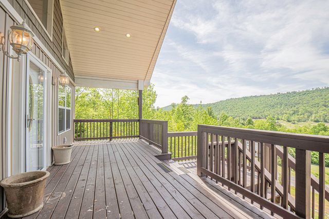 365 Meadowbrook Lane, Trenton, GA 30752