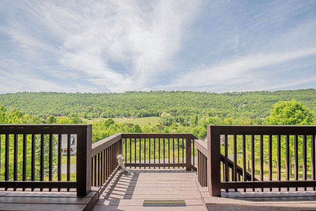 365 Meadowbrook Lane, Trenton, GA 30752