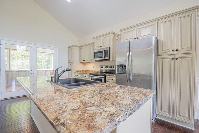 365 Meadowbrook Lane, Trenton, GA 30752