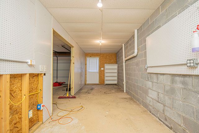 365 Meadowbrook Lane, Trenton, GA 30752