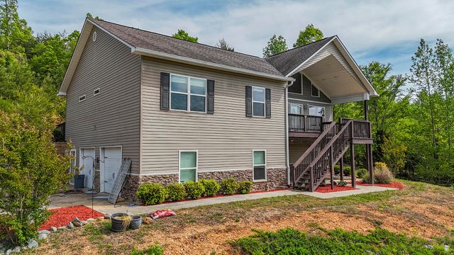 365 Meadowbrook Lane, Trenton, GA 30752