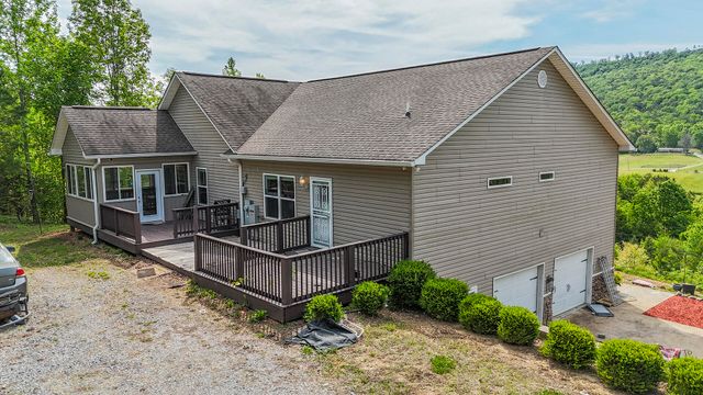 365 Meadowbrook Lane, Trenton, GA 30752