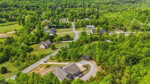 365 Meadowbrook Lane, Trenton, GA 30752
