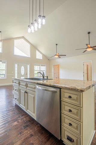 365 Meadowbrook Lane, Trenton, GA 30752