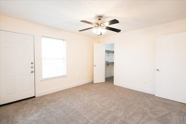 2200 E Trinity Mills Road 516, Carrollton, TX 75006