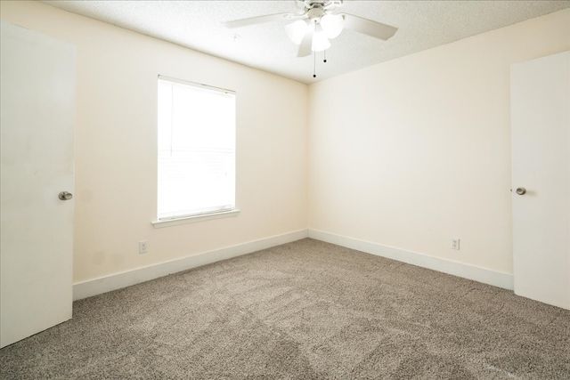 2200 E Trinity Mills Road 516, Carrollton, TX 75006
